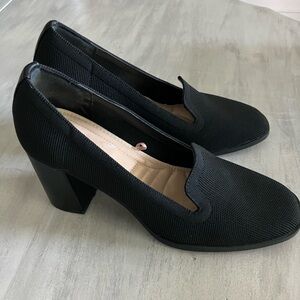 Adrienne Vittadini Black Block Heel Shoes